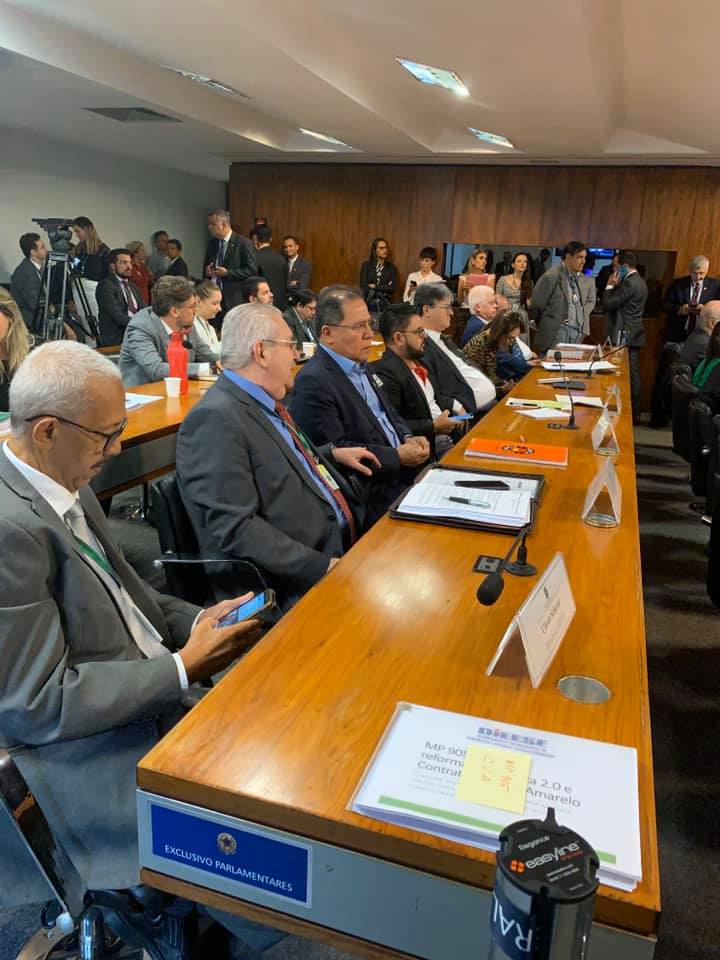 Trabalhadores discutem, hoje, mudanças feitas pelo governo em regras de contratação